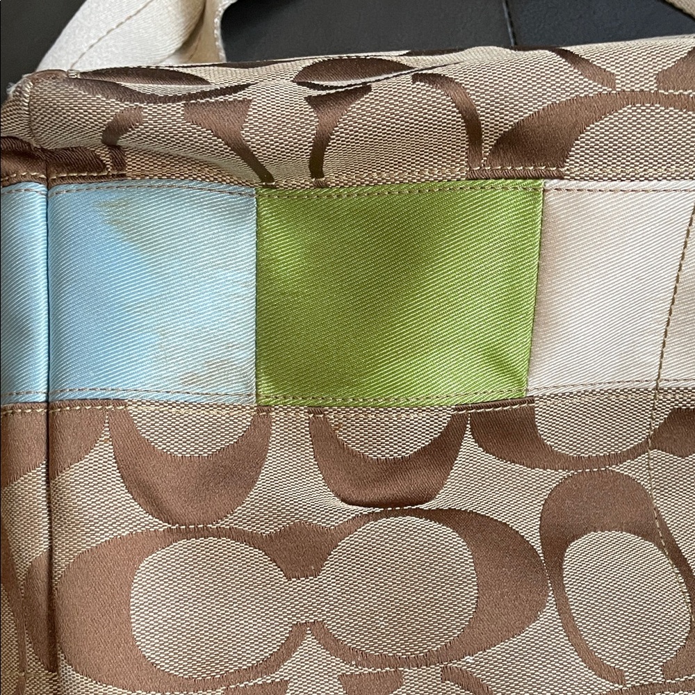 Coach Signature Messenger Bag with Colorful Accents - Picture 4 of 16